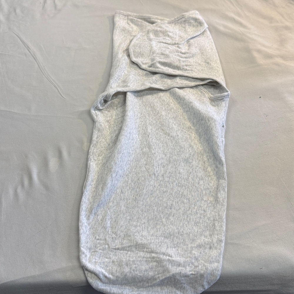 🐥 Carter's Light Gray Baby swaddle sleep sack blanket